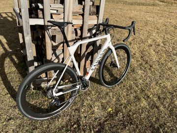 Used Canyon Inflite CF SLX 8 2025 2025 Road & Gravel, White — image 2 of 13