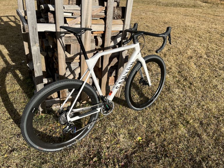 Used Canyon Inflite CF SLX 8 2025 2025 Road & Gravel, White — image 2 of 13