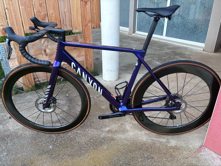 Used Canyon Ultimate Frameset 2025 Road & Gravel, Purple — image 2 of 7