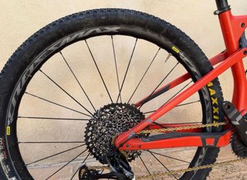 Used Orbea Oiz M10 2019 Mountainbike, Red — image 5 of 7