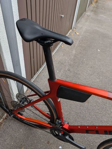 Used CUBE AGREE C:62, RACE 2023 2023 Road & Gravel, Red — image 9 of 13