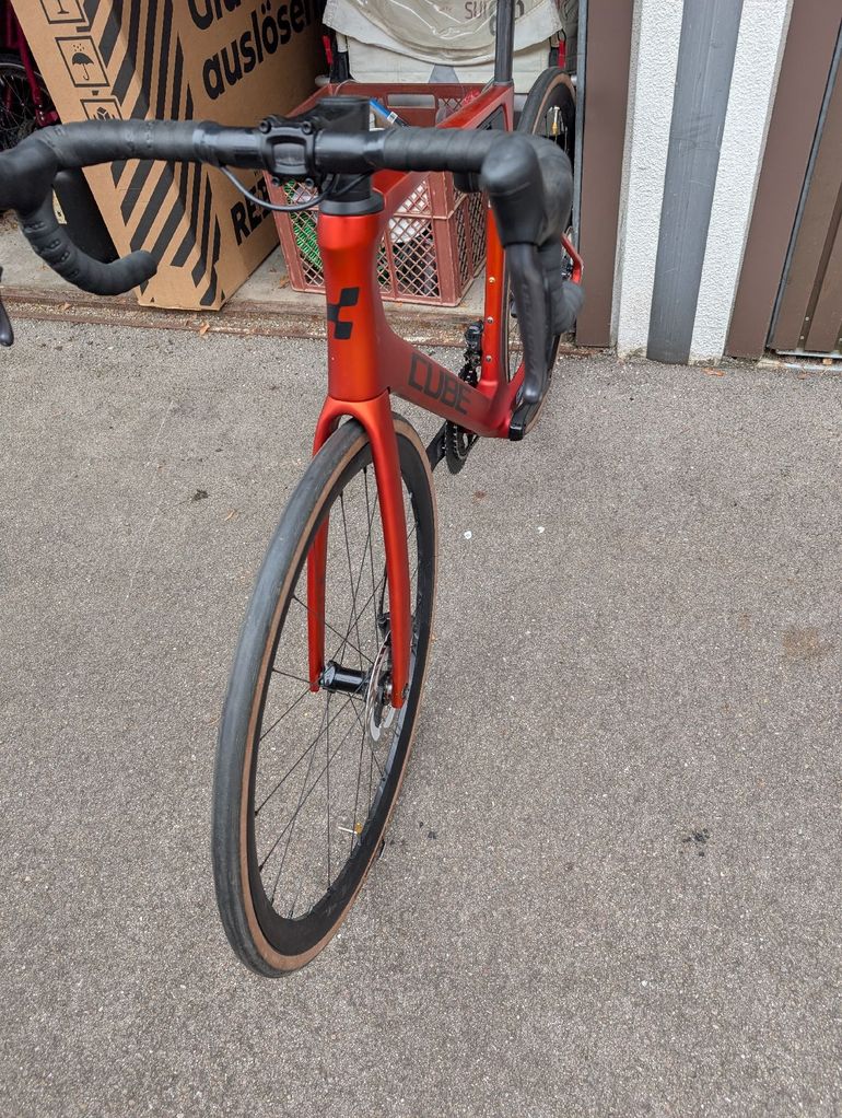 Used CUBE AGREE C:62, RACE 2023 2023 Road & Gravel, Red — image 4 of 13
