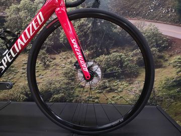 Used Specialized Tarmac Sl6 Comp 2021 Road & Gravel, Red — image 6 of 6