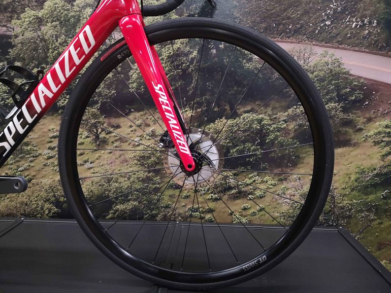 Used Specialized Tarmac Sl6 Comp 2021 Road & Gravel, Red — image 6 of 6