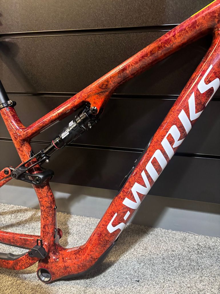 Used Specialized Epic 8 S-works Frameset 2026 Mountainbike, Red — image 3 of 3