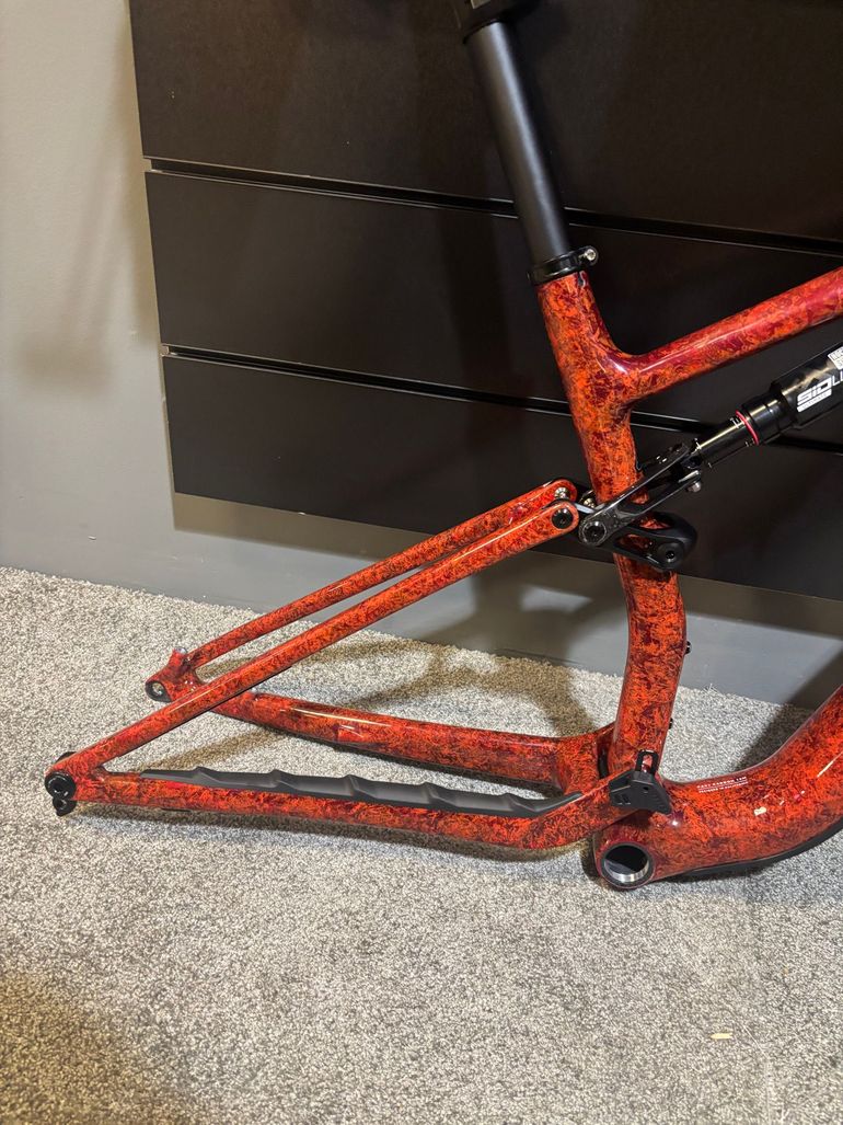 Used Specialized Epic 8 S-works Frameset 2026 Mountainbike, Red — image 2 of 3