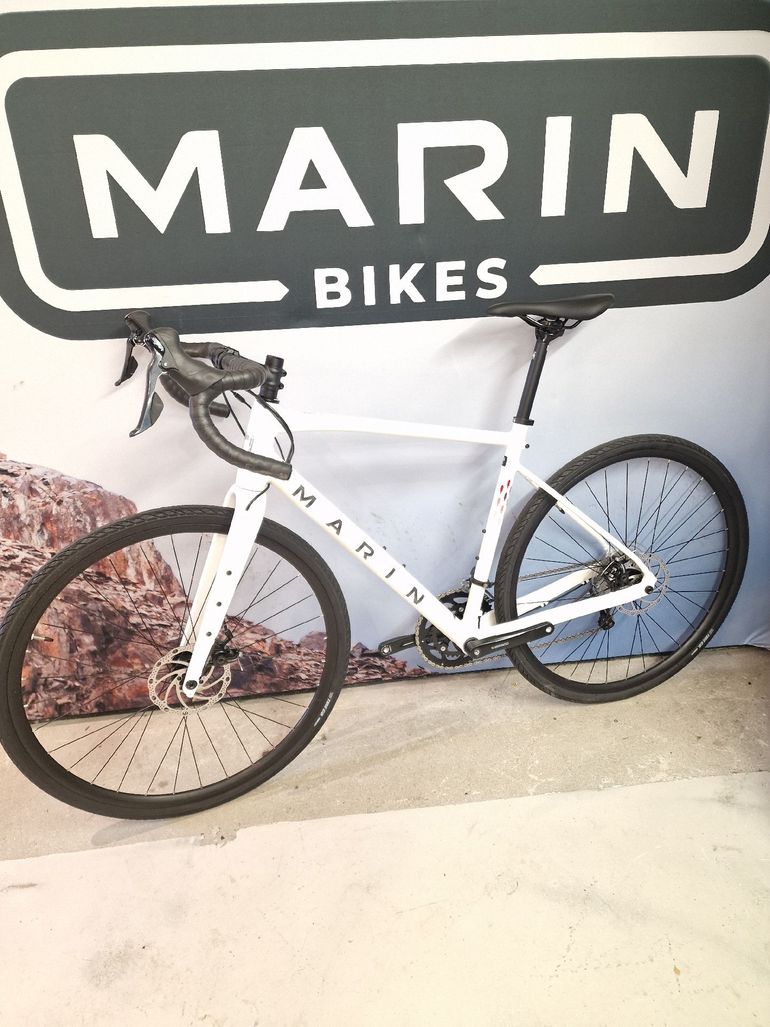 Used Marin Gestalt 1 2024 2024 Road & Gravel, White — image 2 of 5