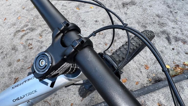 Used Alutech CheapTrick SRAM GX Eagle 2021 Mountainbike, Light Gray — image 5 of 14