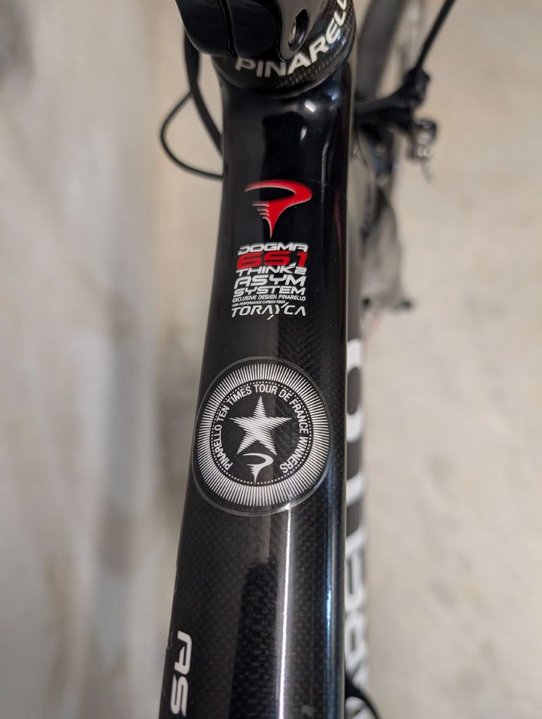 Used Pinarello DOGMA 65.1 2016 Road & Gravel, Black — image 3 of 5