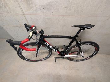 Used Pinarello DOGMA 65.1 2016 Road & Gravel, Black — image 5 of 5