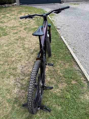 Used Focus SAM2 6.9 2025 2025 Mountainbike, Purple — image 3 of 4