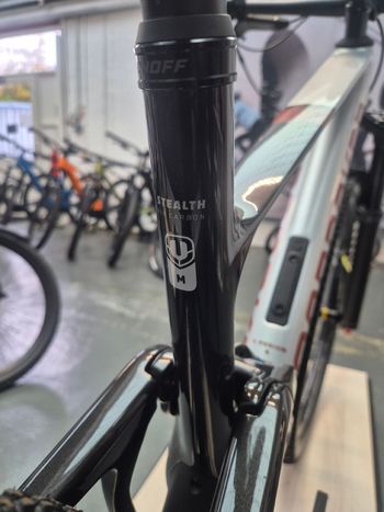 Used Mondraker F Podium R 2025 Mountainbike, Light Gray — image 6 of 6