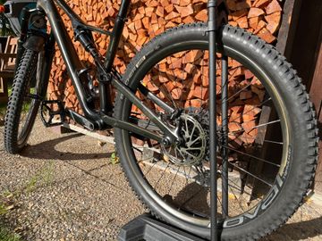 Used Specialized Stumpjumper SRAM GX Eagle AXS 2019 Mountainbike, Black — image 2 of 7