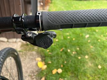 Used Specialized Stumpjumper SRAM GX Eagle AXS 2019 Mountainbike, Black — image 7 of 7