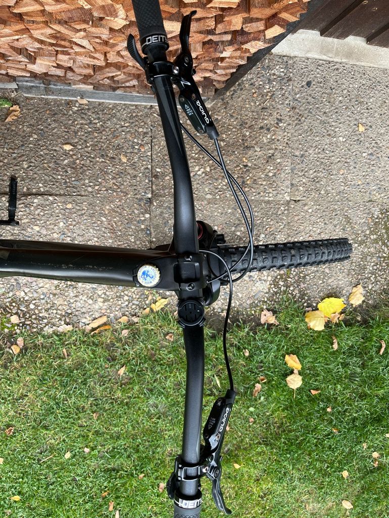 Used Specialized Stumpjumper SRAM GX Eagle AXS 2019 Mountainbike, Black — image 6 of 7