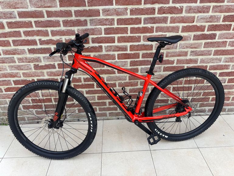 Used Scott Aspect 960 2023 2023 Mountainbike, Red, 29 — image 2 of 8