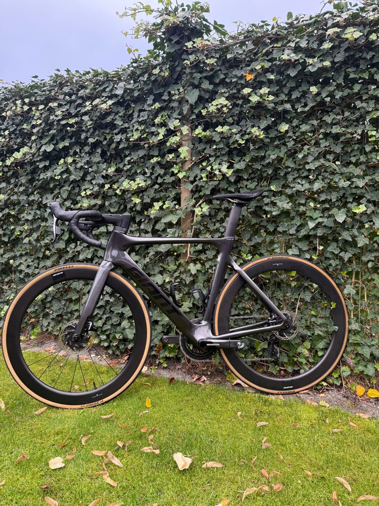 Used Giant Propel SRAM Force eTap AXS 2021 Road & Gravel, Black — image 4 of 5