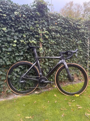 Used Giant Propel SRAM Force eTap AXS 2021 Road & Gravel