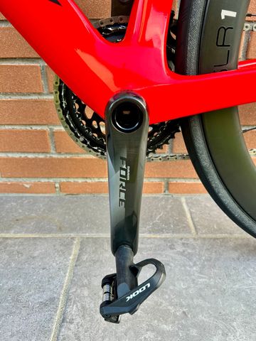 Used Giant Propel SRAM Force eTap AXS 2024 Road & Gravel, Red — image 10 of 15