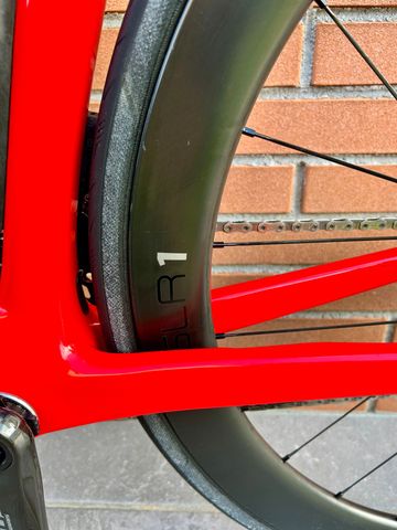 Used Giant Propel SRAM Force eTap AXS 2024 Road & Gravel, Red — image 9 of 15
