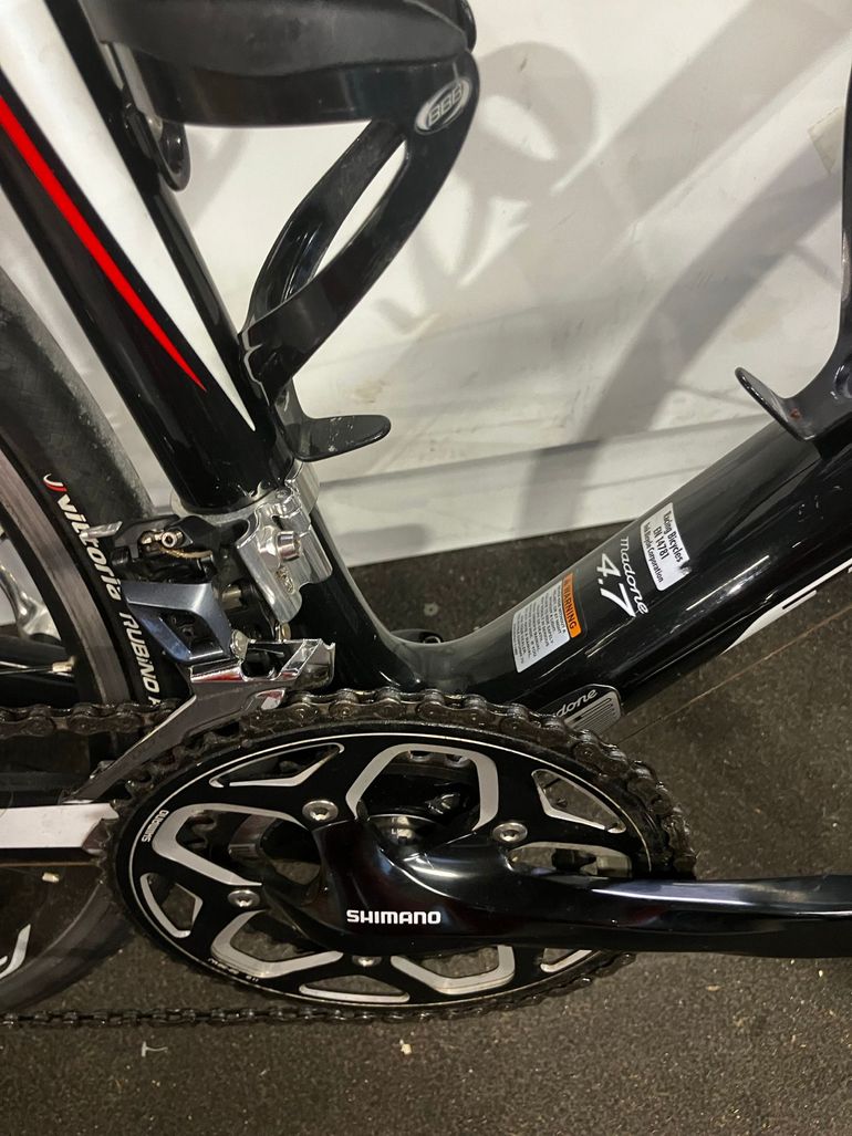 Used Trek Madone 4, 7 2019 Road & Gravel, White — image 8 of 9