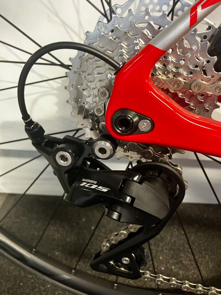 Used Ridley Fenix SL Disc 2023 Road & Gravel, Red — image 4 of 9