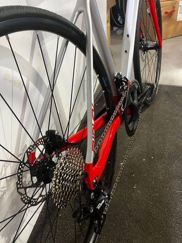 Used Ridley Fenix SL Disc 2023 Road & Gravel, Red — image 2 of 9