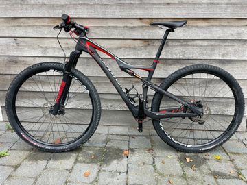 Used Specialized Era Shimano Deore XT 2016 Mountainbike, Black — image 2 of 16