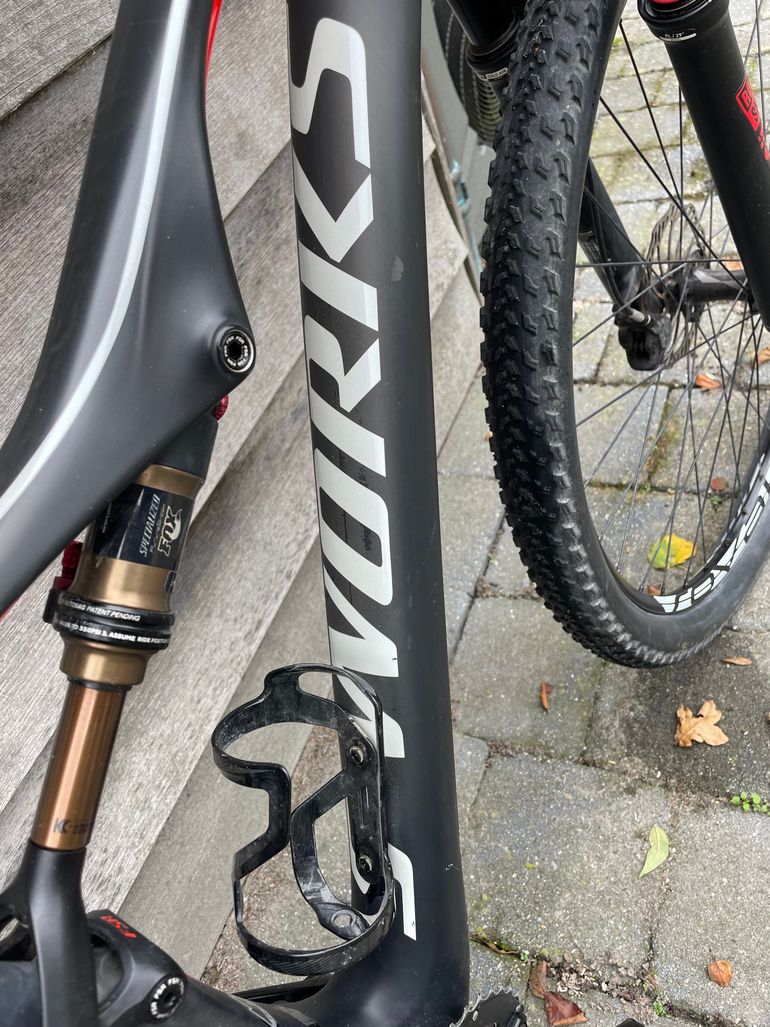 Used Specialized Era Shimano Deore XT 2016 Mountainbike, Black — image 12 of 16