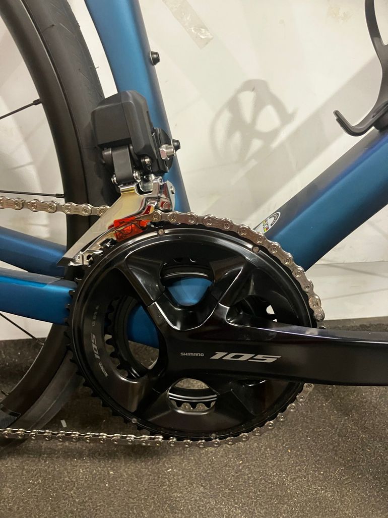 Used Colnago V3 2023 Road & Gravel, Blue — image 5 of 9