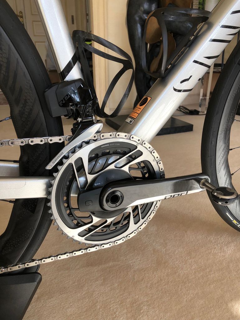 Used Canyon Ultimate CFR eTap 2023 2023 Road & Gravel, Light Gray — image 6 of 16