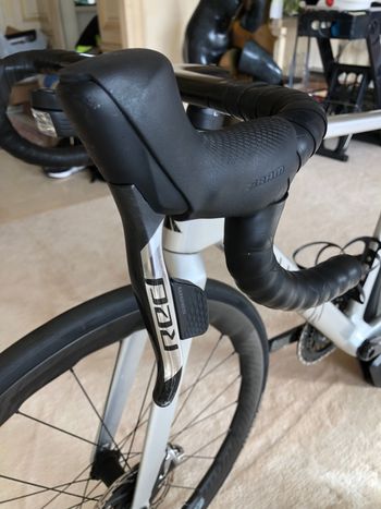 Used Canyon Ultimate CFR eTap 2023 2023 Road & Gravel, Light Gray — image 14 of 16
