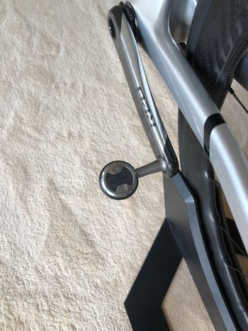 Used Canyon Ultimate CFR eTap 2023 2023 Road & Gravel, Light Gray — image 4 of 16