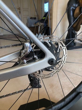 Used Canyon Ultimate CFR eTap 2023 2023 Road & Gravel, Light Gray — image 10 of 16