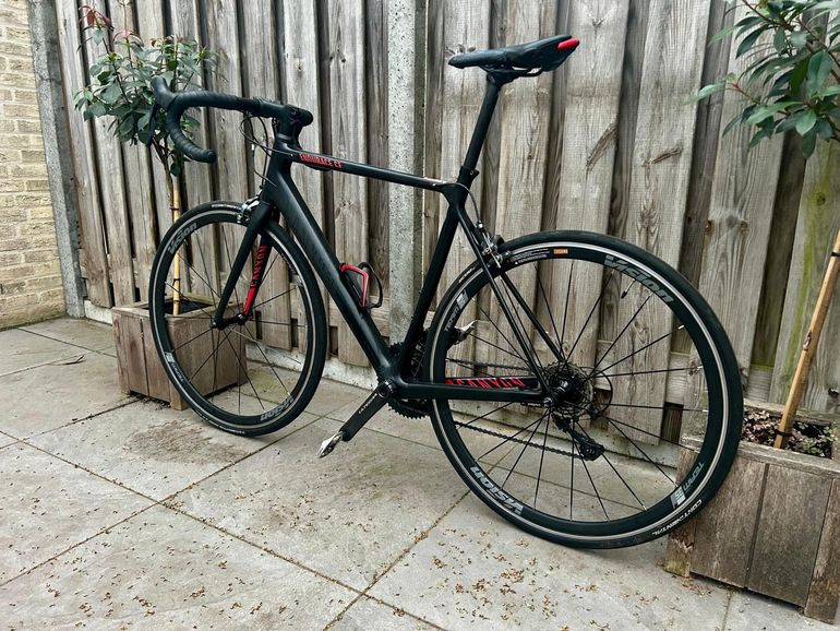 Used Canyon Endurace CF 8.0 2019 2019 Road & Gravel, Black — image 3 of 10