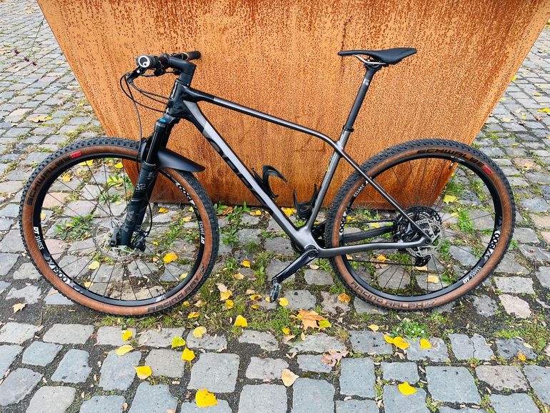Used Orbea ALMA M20 2022 2022 Mountainbike, Light Gray, 29 — image 9 of 14