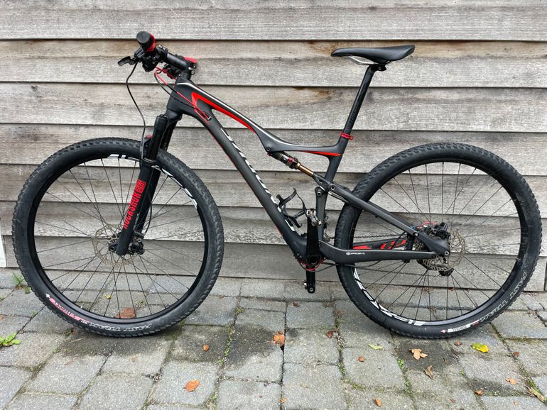 Used Specialized Epic Era 29 2016 2016 Mountainbike, Black — image 4 of 16