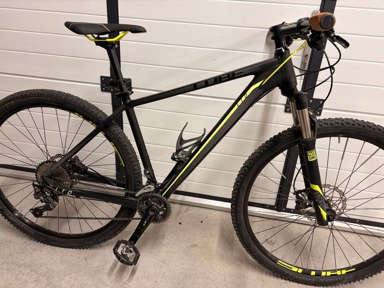 Used CUBE LTD Race 2017 2017 Mountainbike, Black, 27.5, 29 — image 6 of 8