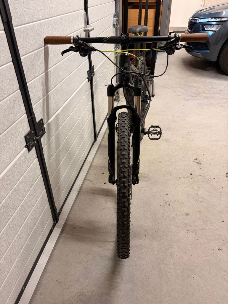 Used CUBE LTD Race 2017 2017 Mountainbike, Black, 27.5, 29 — image 4 of 8