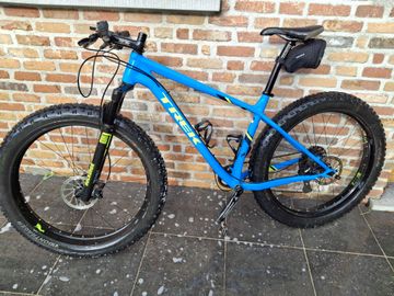 Used Trek Farley 9 2016 2016 Mountainbike, Blue, 27.5 — image 9 of 14