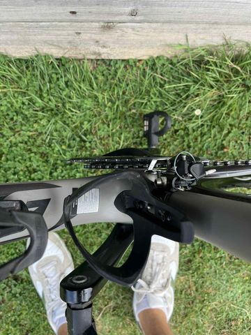Used Giant Defy Advanced 2 2019 2019 Road & Gravel, Light Gray — image 6 of 6