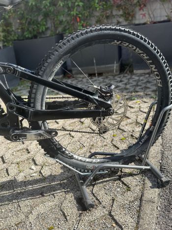 Used Trek Session 8 2025 2025 Mountainbike, Black, 29 — image 8 of 10