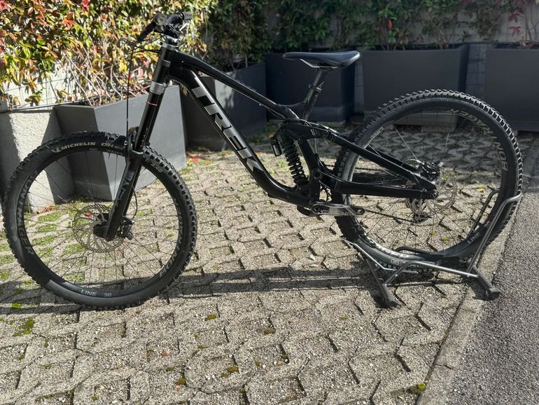 Used Trek Session 8 2025 2025 Mountainbike, Black, 29 — image 10 of 10