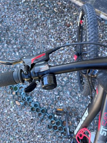 Used ROCKRIDER Mountain Bike Shimano Altus 2020 Mountainbike, Black — image 8 of 8