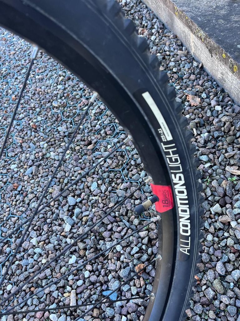Used ROCKRIDER Mountain Bike Shimano Altus 2020 Mountainbike, Black — image 7 of 8
