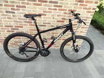 Used Giant Talon 2017 MTB