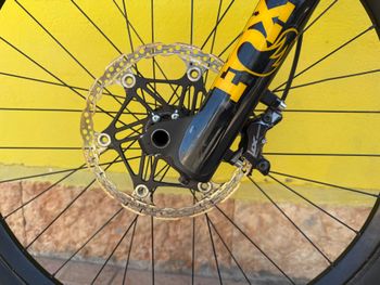 Used Commencal SUPREME DH Shimano Deore XT 2018 Mountainbike, Orange — image 6 of 11