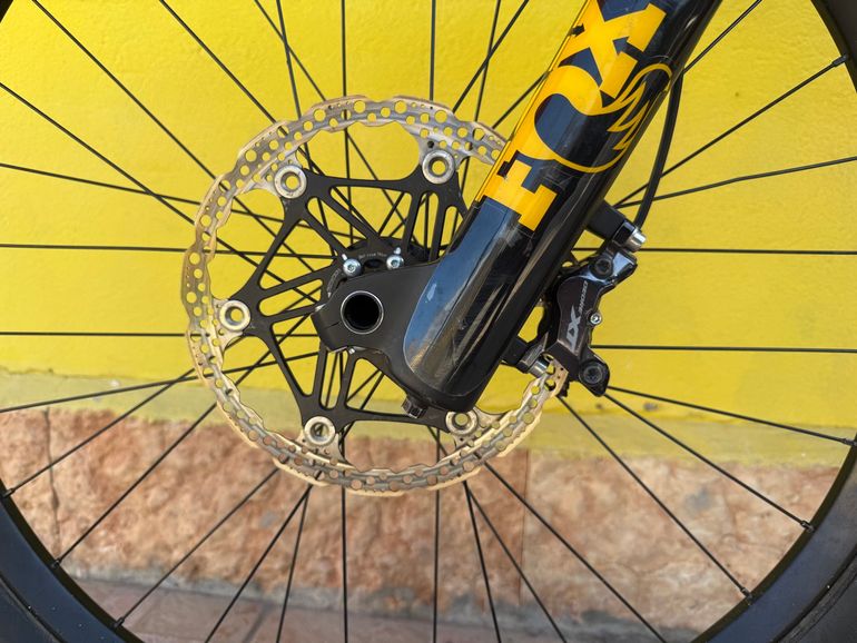 Used Commencal SUPREME DH Shimano Deore XT 2018 Mountainbike, Orange — image 6 of 11