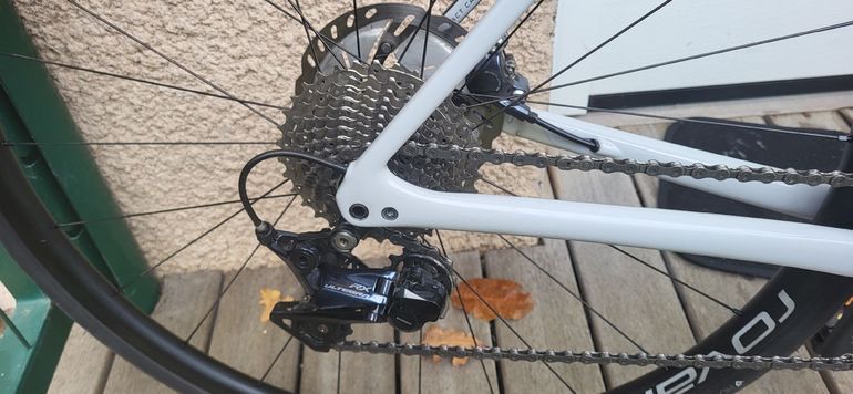 Used Specialized Roubaix Comp 2020 2020 Road & Gravel, Light Gray — image 4 of 6