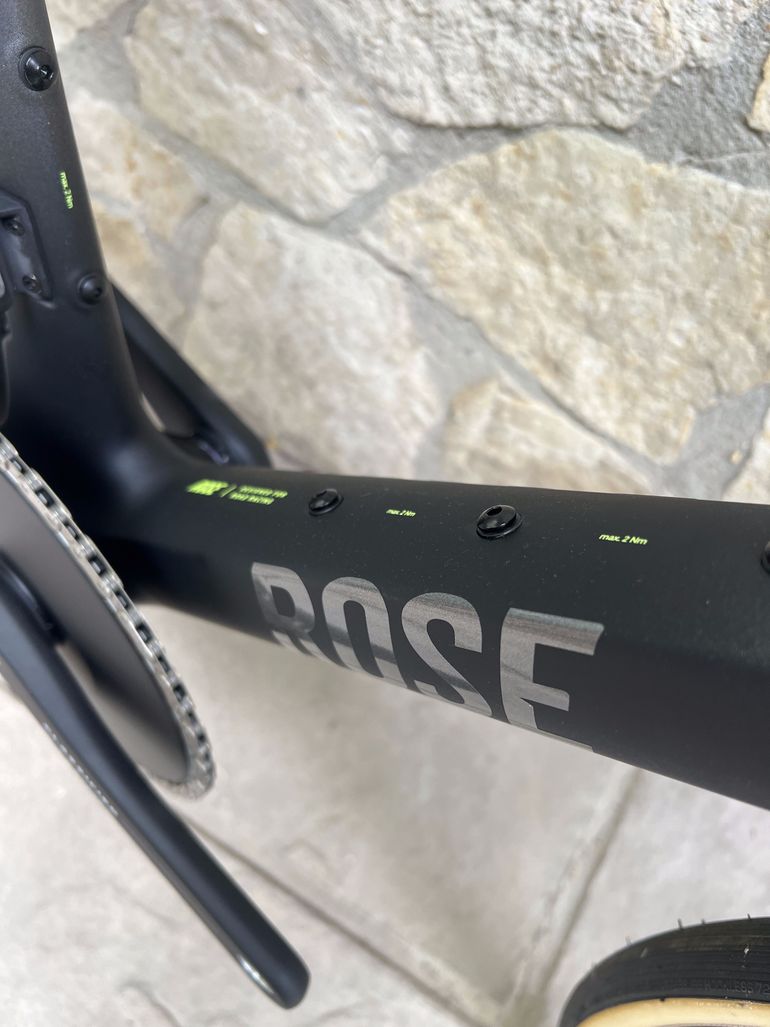Used Rose Xlite 06 Red AXS 2024 2024 Road & Gravel, Black — image 10 of 13